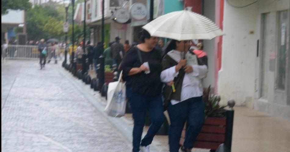Pronostican domingo con tormentas aisladas y descenso de temperatura