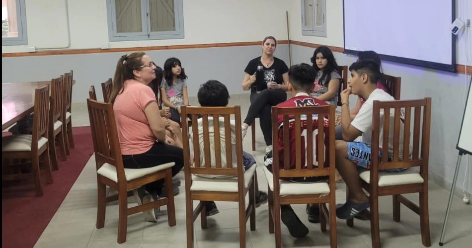 Ofrecen un taller sobre abuso sexual para los joacutevenes del Hogar  