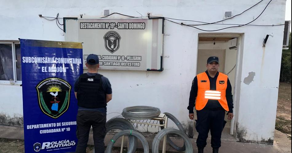 Golpe al robo rural- recuperan 5000 metros de alambre sustraiacutedo en un campo de Pellegrini