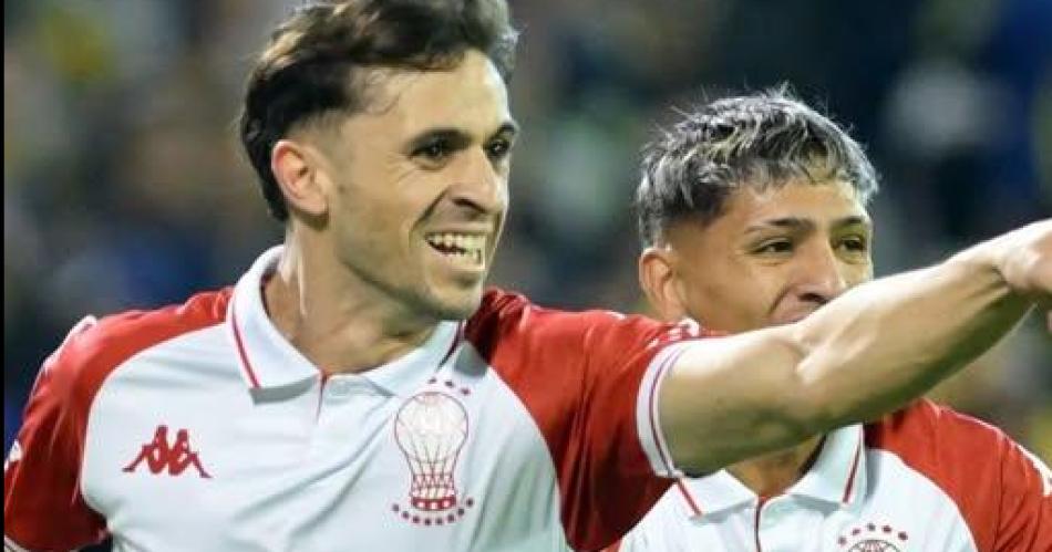 Huracaacuten vencioacute 1 a 0 al Canalla y se metioacute en las semis