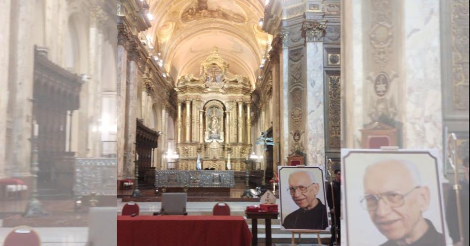 Las mejores fotos de la Sesioacuten de Clausura del proceso de Beatificacioacuten de Monsentildeor Jorge Gottau
