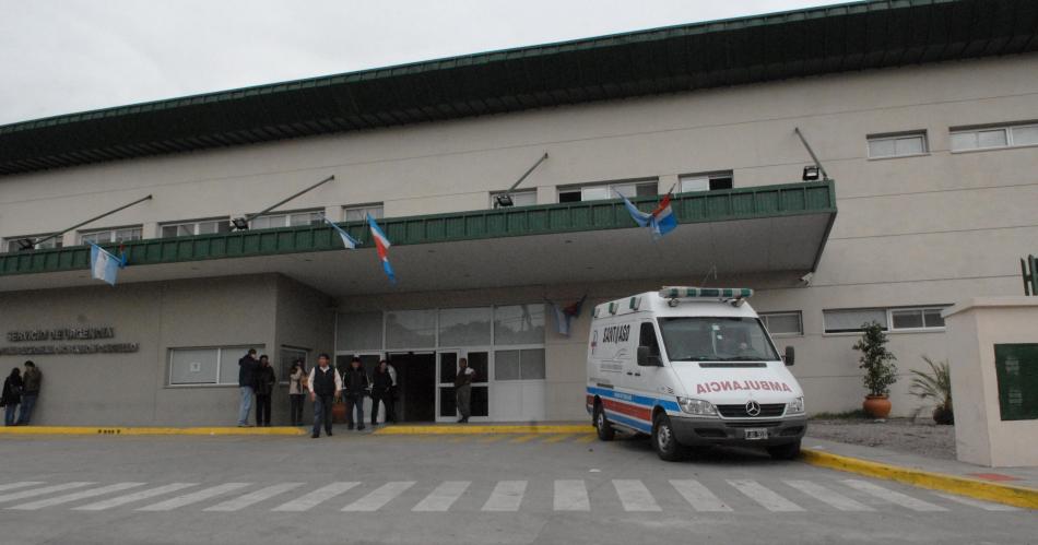 OPERACIÓN DELICADA- Cejas terminó internada e intervenida quir�rgicamente El filo del cuchillo puso en serio riesgo su vida destacaron los policías Las acusadas con ocho meses de prisión preventiva