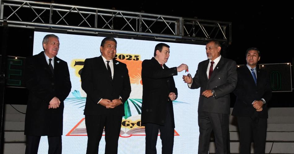 Zamora participoacute del acto por el 75deg Aniversario de la Escuela de Agricultura Ganaderiacutea y Granja