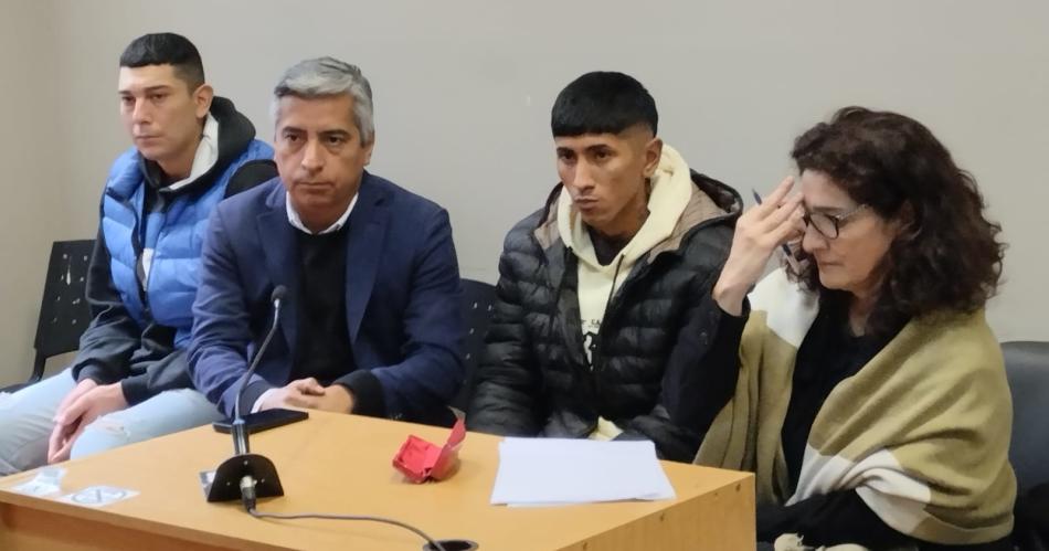 EN JAQUE- Argüello (izq) y Domínguez (campera negra) delatados por los e-mails de los celulares por ellos robados y las billeteras virtuales