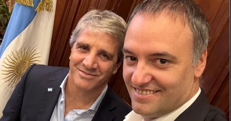 El Gobierno prepara alivios para el uso de dólares guardados bajo el colchón