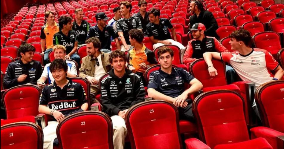 Franco Colapinto presente en el preestreno de la peliacutecula de la F-1