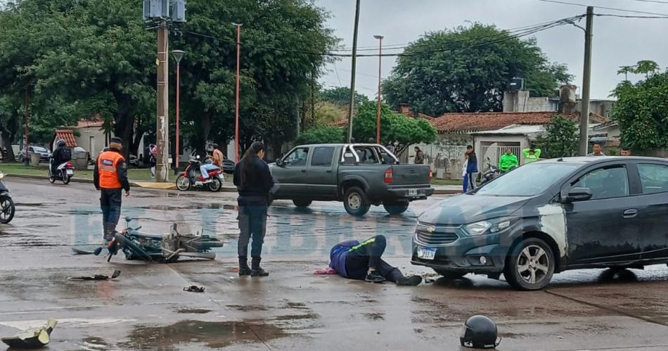 El fuerte accidente ocasionó complicñaciones en el trnsito (Foto- José Luis PérezEl Liberal)