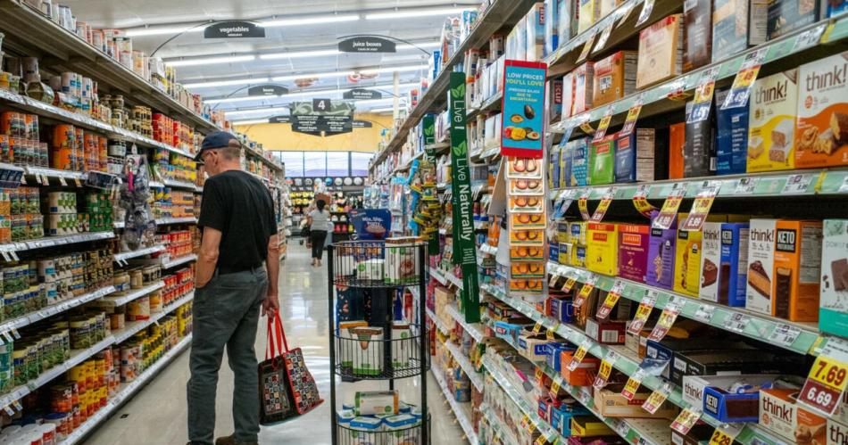 Supermercados- tras la caída registrada en febrero las ventas se recuperaron un 18-en-porciento- en marzo