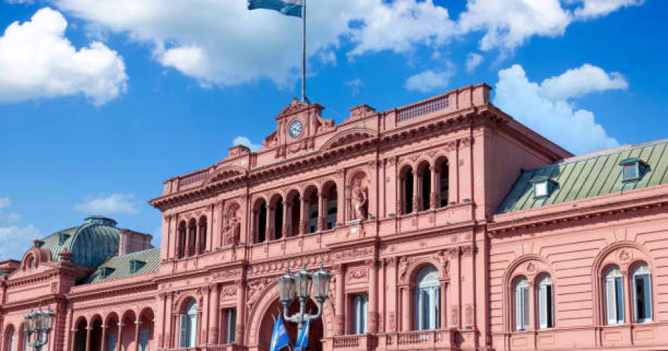 Doacutelar bajo el colchoacuten- Precisiones sobre la medida econoacutemica