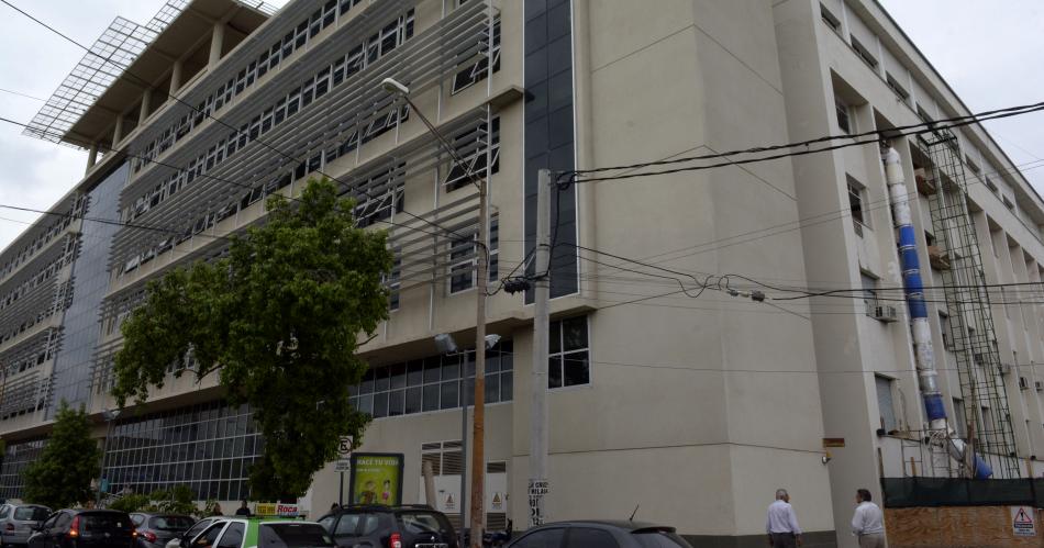 CLAUSURA- La suerte del proceso fue girada ahora a un tribunal de juicio oral Mientras el policía fijó residencia en Tintina y le fue impuesta una batería de reglas de conducta