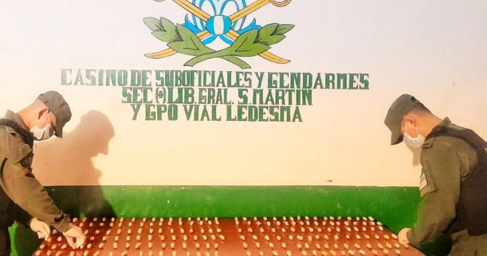 Ruta 34- pareja de bolivianos fue detenida con 199 caacutepsulas de cocaiacutena en su sistema digestivo