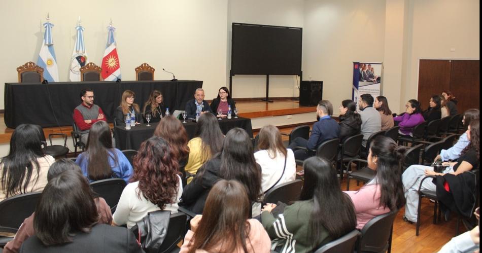 Alumnos de Psicologiacutea haraacuten pasantiacutea en el Poder Judicial