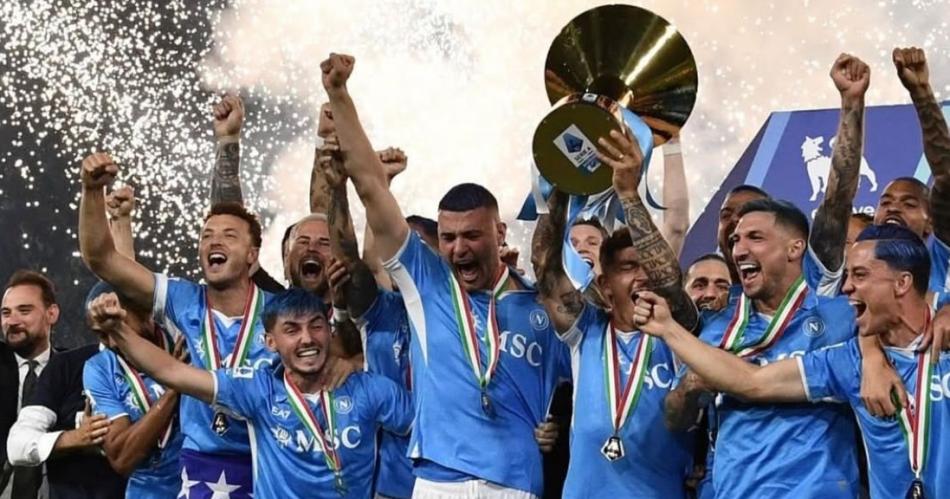 Napoli se coronó campeón de la Serie A y desató la fiesta en la ciudad