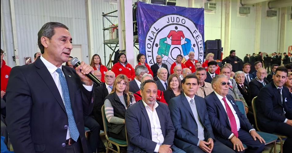 El vicegobernador encabezoacute la apertura del Campeonato Nacional de Judo Santiago 2025