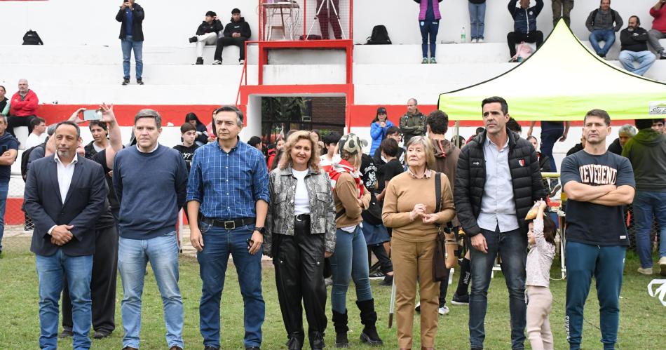 Fuentes participoacute del acto de apertura del Campeonato Regional de Rugby David Werenitzky