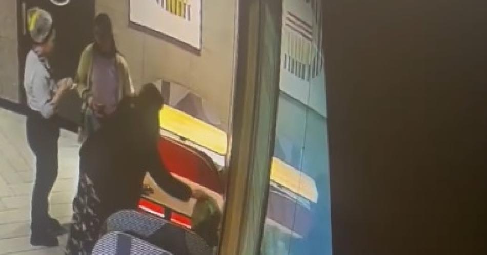 DOCUMENTOS- La Justicia analizaba anoche diversos videos Los m�s importantes aquellos provistos por el local de venta de comidas r�pidas de avenida Belgrano y calle Su�rez