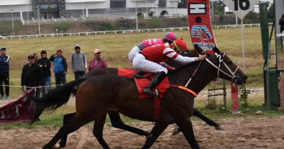 Remanente ganó el Cl�sico 25 de Mayo
