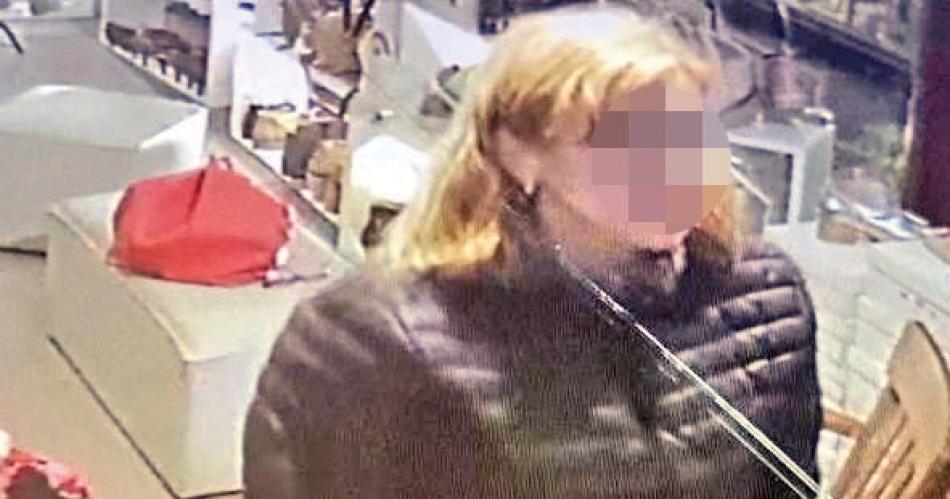 VIDEOS La acusada en otra presunta compra el miércoles 21 de mayo