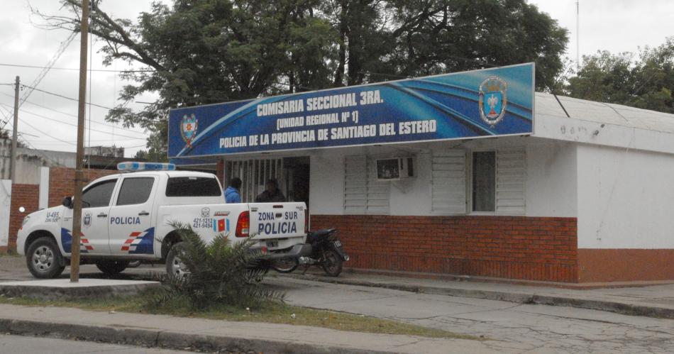 Se le presentoacute su ex a quien denuncioacute por abusar de su hija y estaba proacutefugo