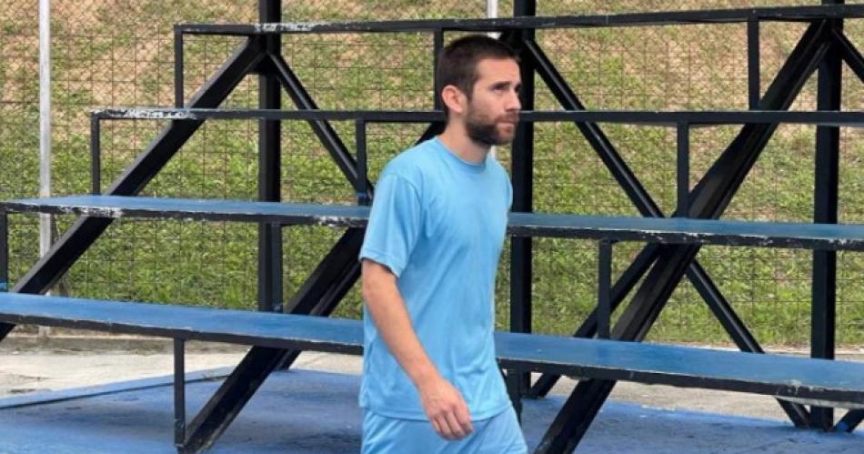 La foto que difundió Venezuela como prueba de vida de Nahuel Gallo (Foto- Reuters)