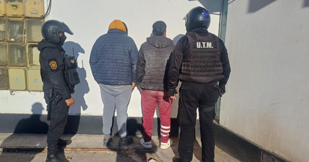 El joven circulaba en moto junto a otro sujeto