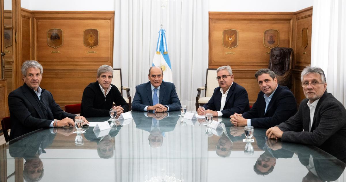 Catamarca es la primera provincia en adherirse al Plan de Reparacioacuten Histoacutericas 