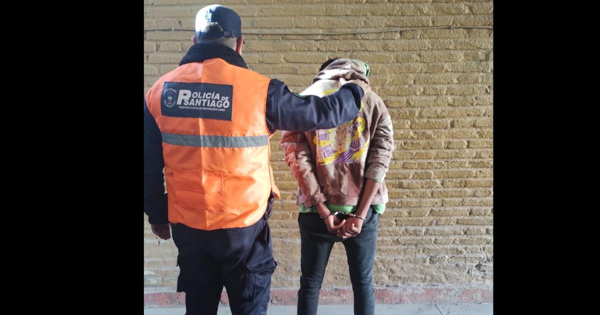 Una vez que los uniformados ingresaron a su casa lograron apresar al supuesto cueatrero y lo pusieron tras las rejas 