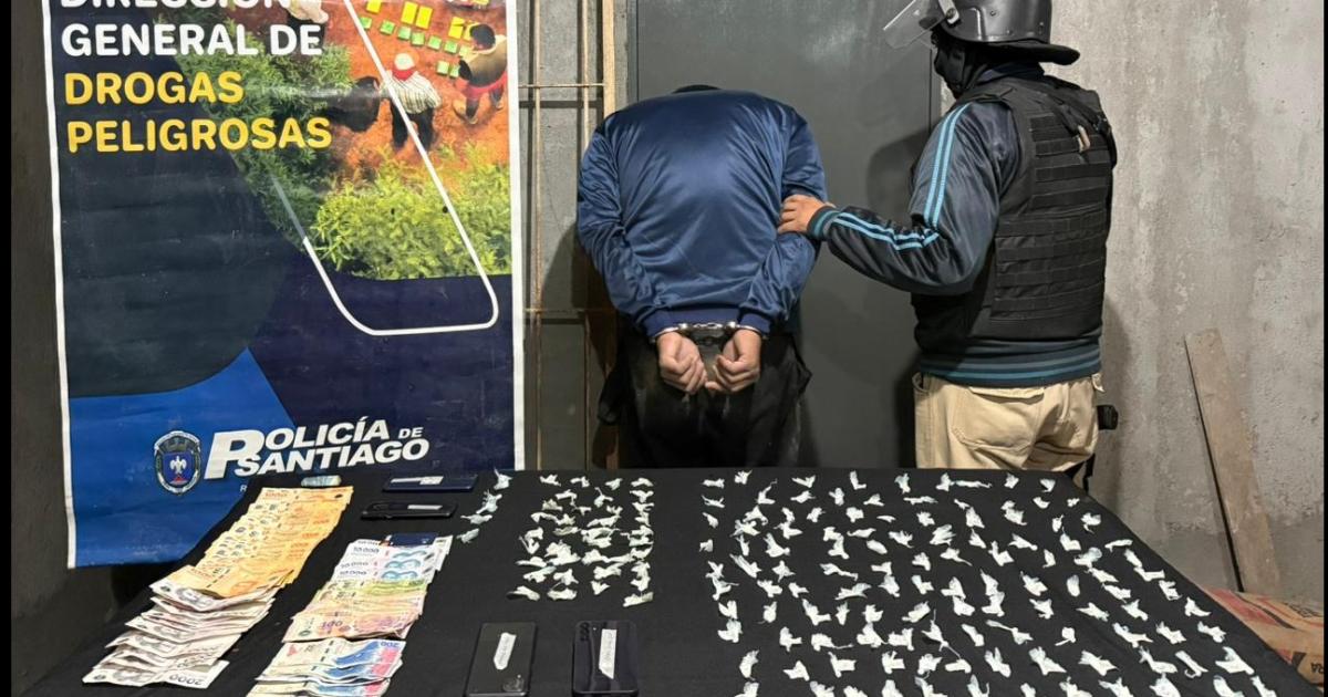 OPERATIVO Con orden de la Justicia los uniformados requisaron toda la vivienda y secuestraron la sustancia