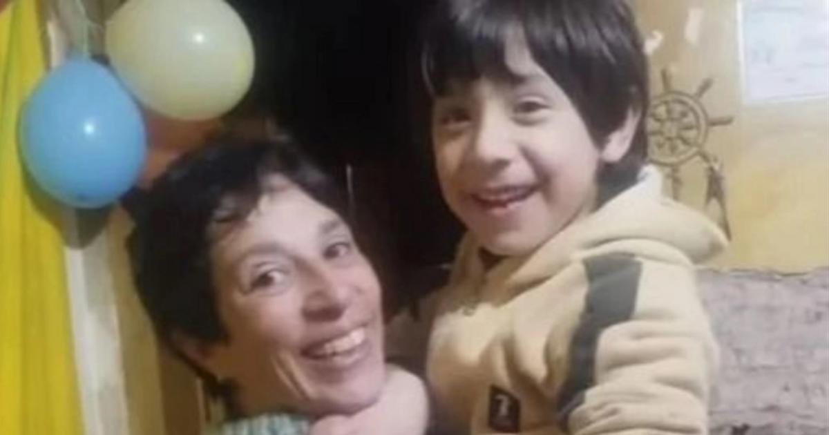 Una madre mató a su hijo con autismo y se suicidó