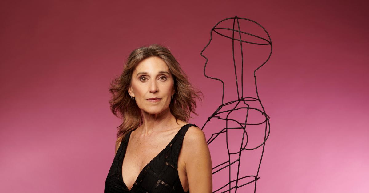 Cecilia Bonardi revela el deseo la seducción la ilusión la soledad y lo inconfesable en su unipersonal Los besos y la ausencia