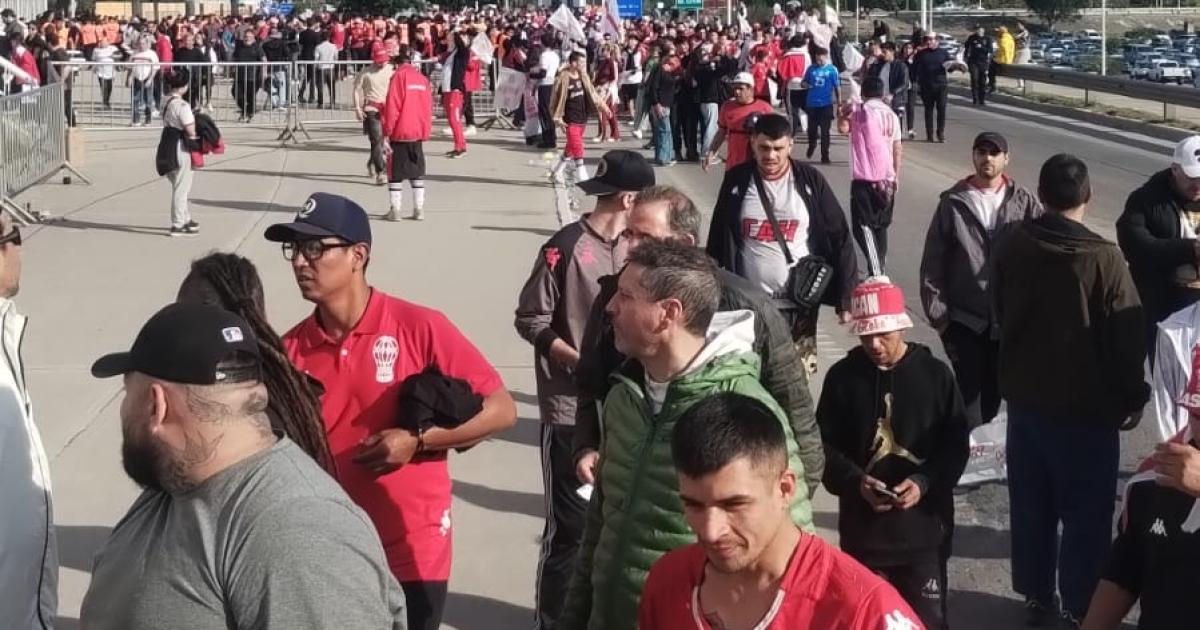 Galeriacutea- Miraacute las mejores imaacutegenes de la final entre el globo y el calamar