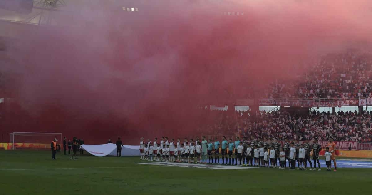 Galeriacutea- Miraacute las mejores imaacutegenes de la final entre el globo y el calamar