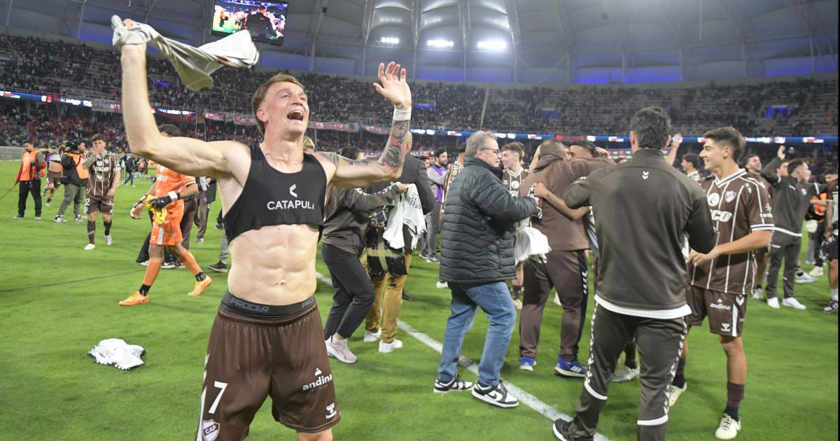 Los flamantes campeones se llenaron de alegriacutea y felicidad por la consagracioacuten