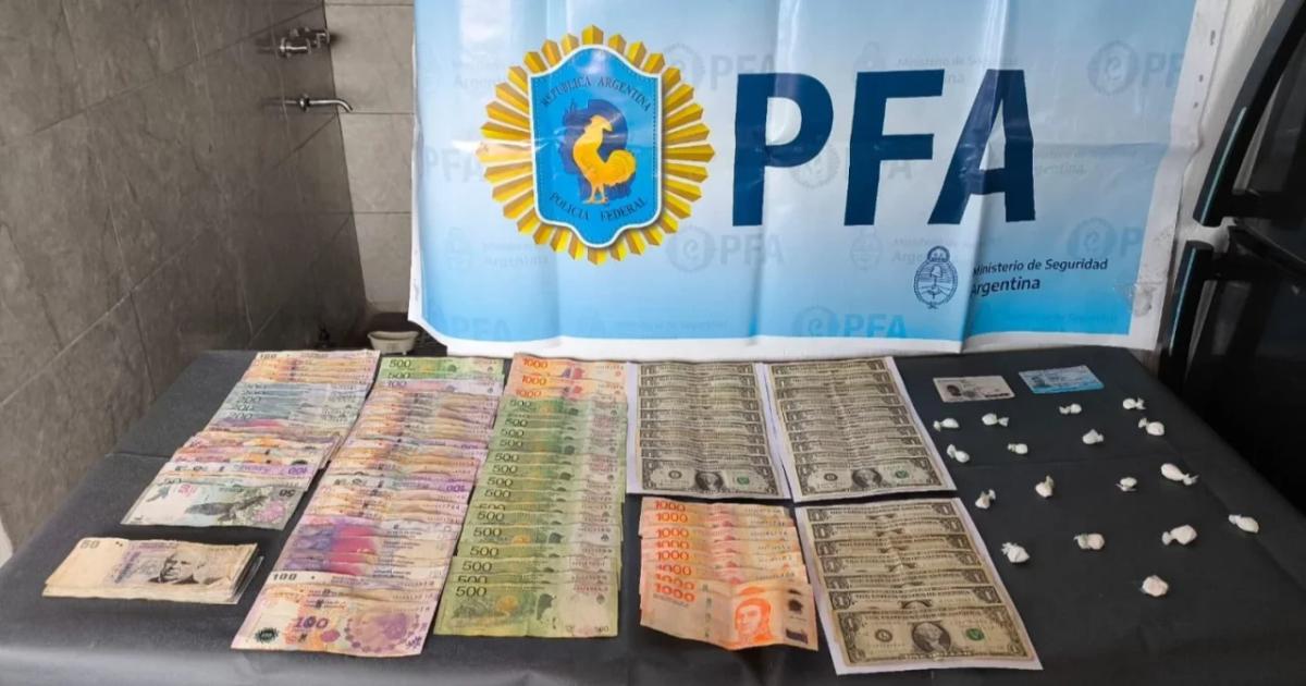 Robo de peliacutecula- tras 19 allanamientos detuvieron a 8 personas y recuperaron maacutes de 100000 doacutelares