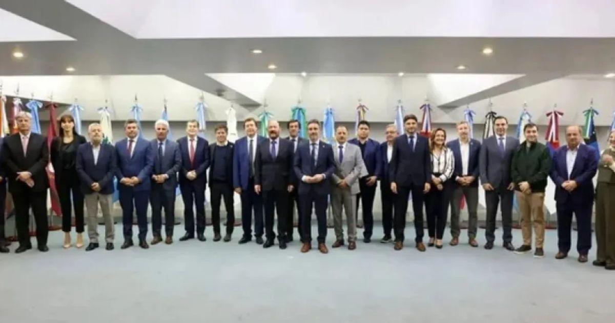 El encuentro se titula formalmente Nuevas fuentes de financiamiento para el desarrollo de una infraestructura federal