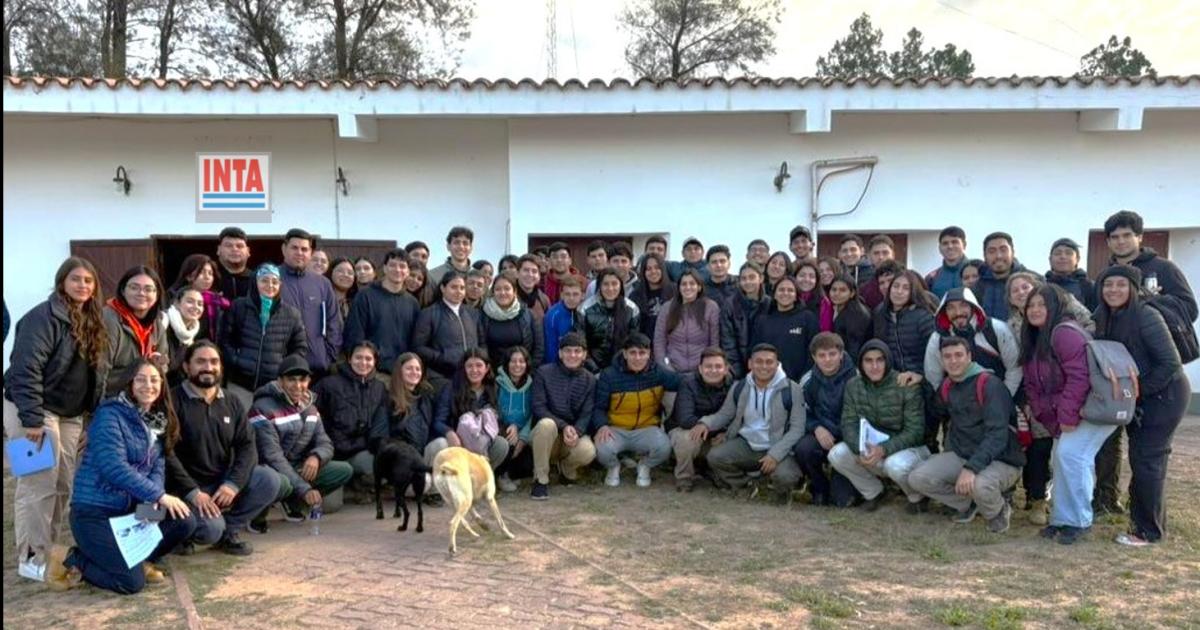 Alumnos de la Unse realizan sus primeras experiencias en el INTA