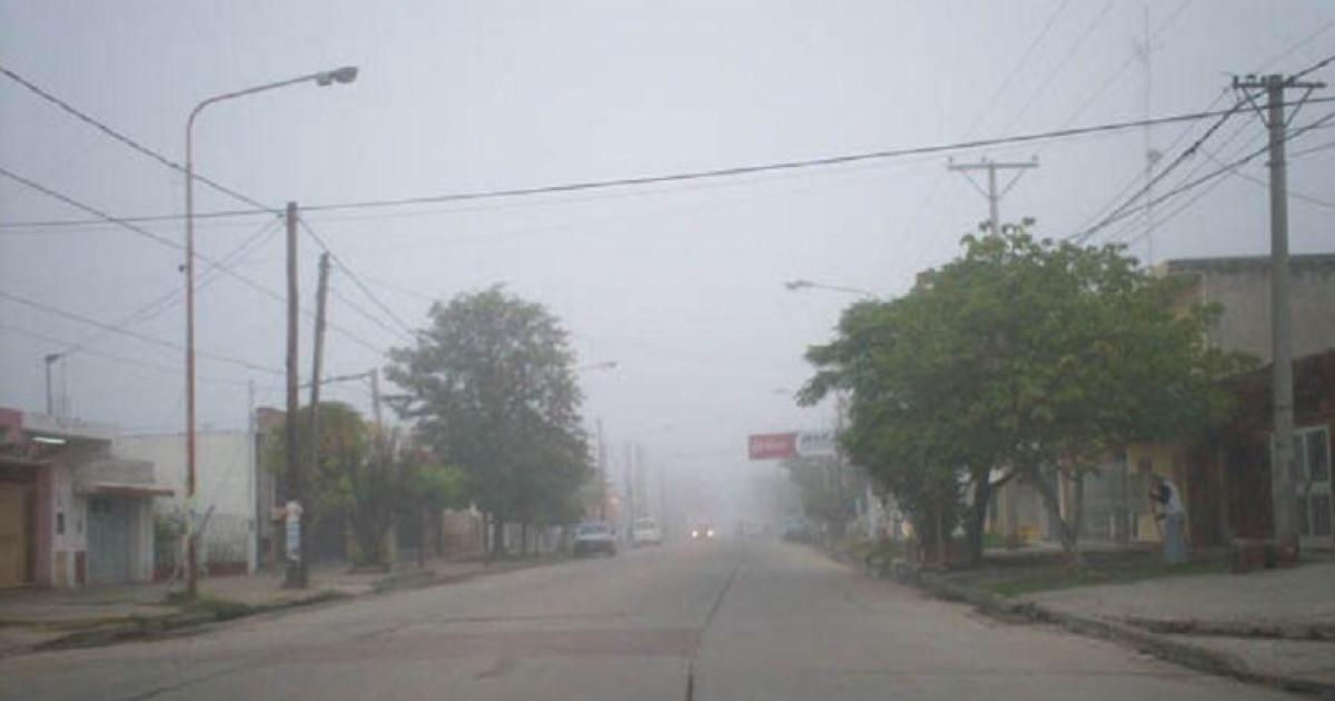 La  neblina complicó la visibilidad en la mañana de este miércoles (Foto- El Liberal Archivo)