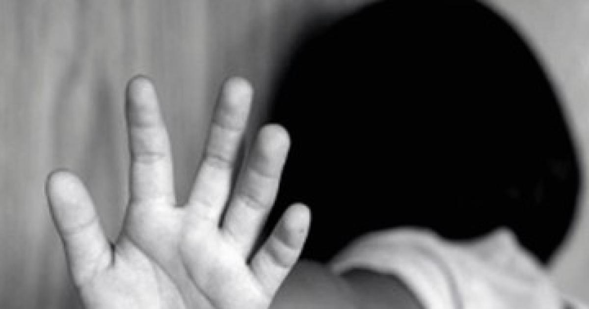 Investigan a una abuela que quiso vender a su nieto