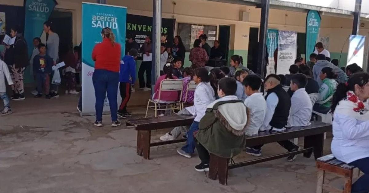 Acercar Salud estuvo presente en la Escuela Primaria de Pozuelos