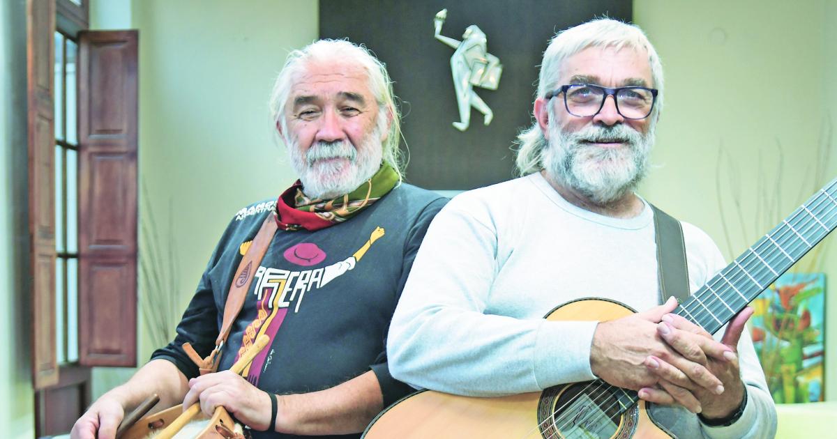 VISITA Celebran sus 40 años de trayectoria y estuvieron en la Redacción de EL LIBERAL