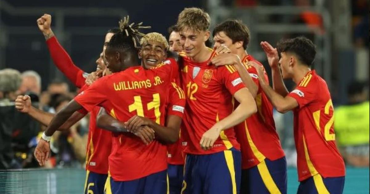 Espantildea vencioacute a Francia y jugaraacute la final con Portugal