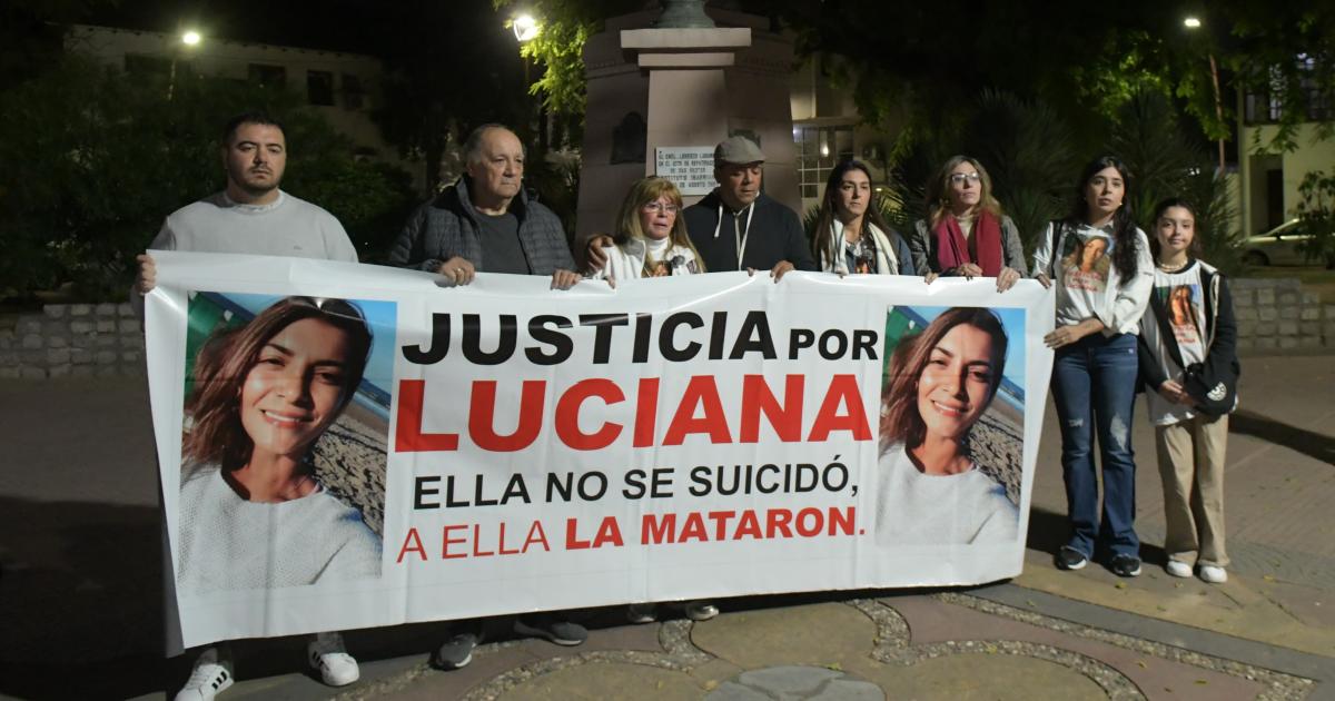 Marcha por Luciana Torres- familiares piden justicia y el apartamiento de la fiscal Mussi
