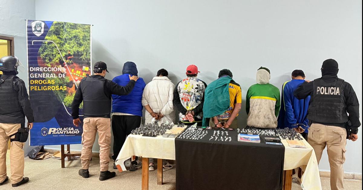 Megaoperativo en la Capital- desbaratan banda narco y secuestran ms de 1900000