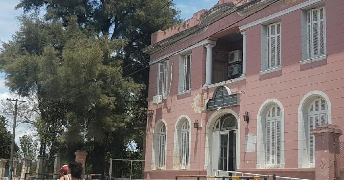 Friense acusado de manosear a una nintildea mientras jugaba con su hijo