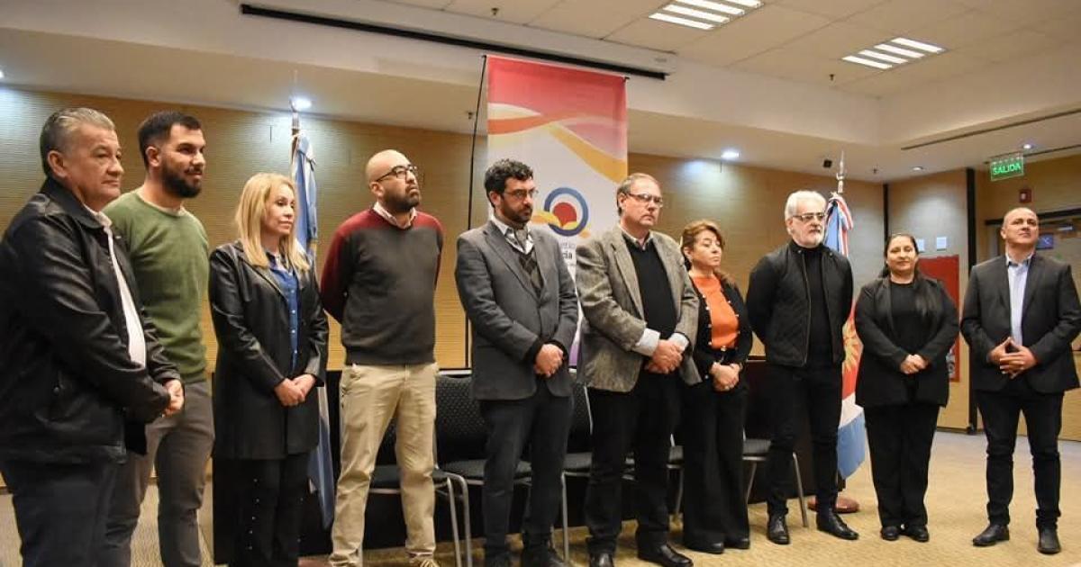 En representación del intendente estuvieron el secretario de Gobierno Ral Maldonado y el director de Cultura Mario Coria