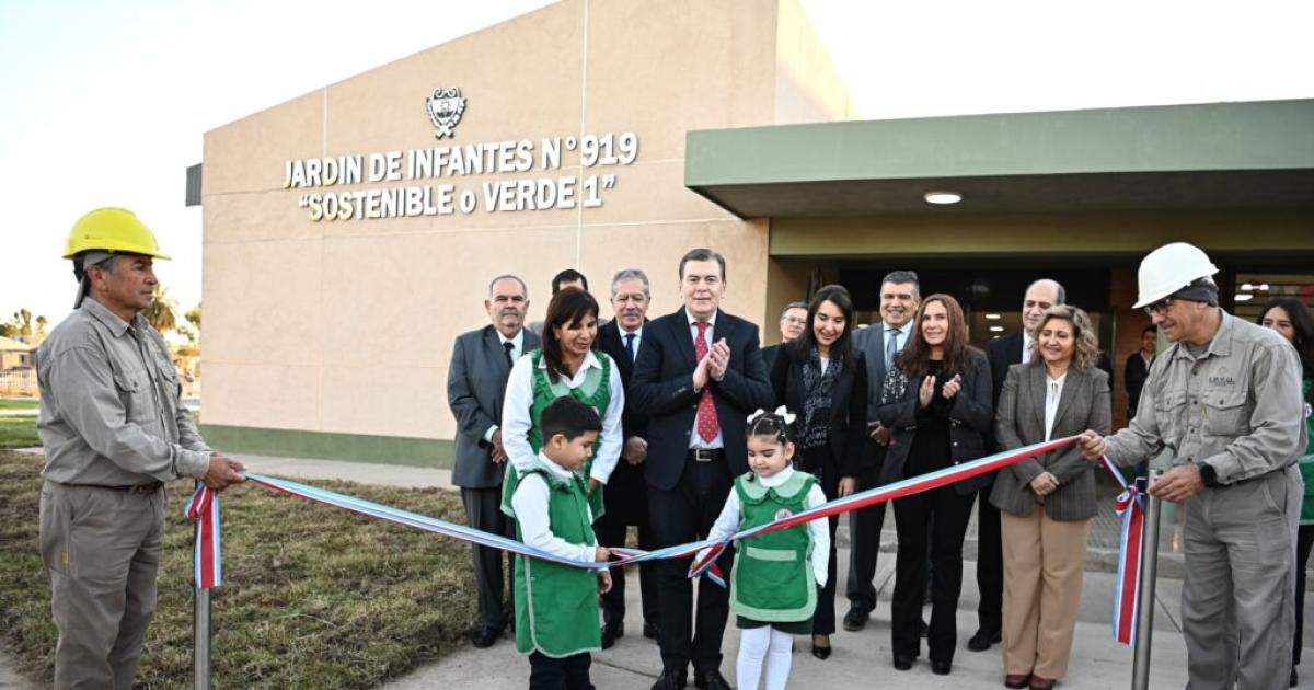 Zamora inaugura obras escolar hiacutedrica urbanas y entregaraacute viviendas 