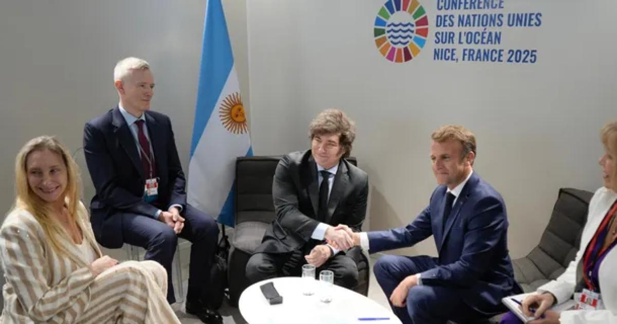 Milei y Macroacuten se reunieron en Francia para sellar una alianza comercial clave
