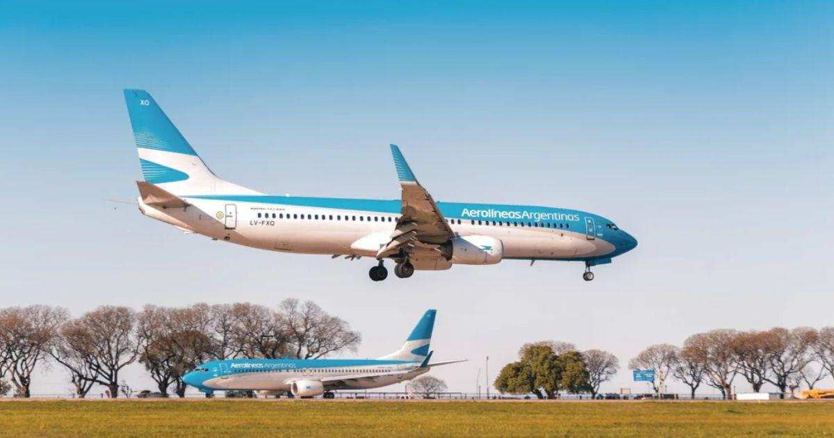 Aerolíneas Argentinos confirmó que reprogramar vuelos
