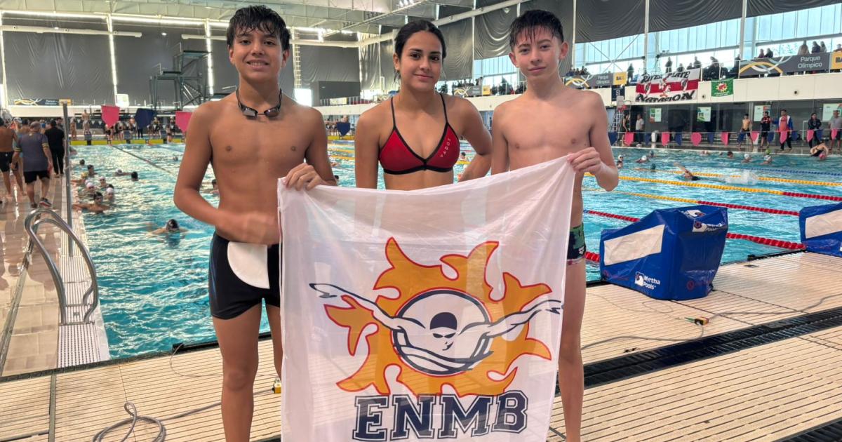 Destacada participación de nadadores de la Escuela Normal Manuel Belgrano