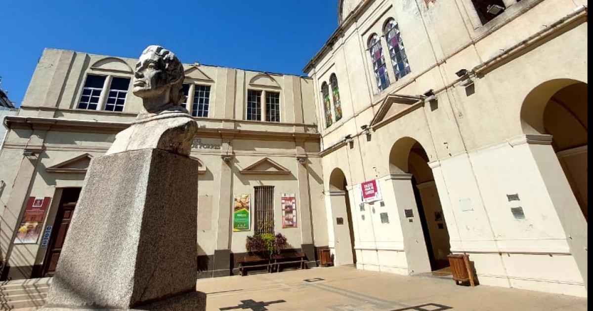 RECONOCIMIENTO Llevar el nombre de Fray Juan Grande